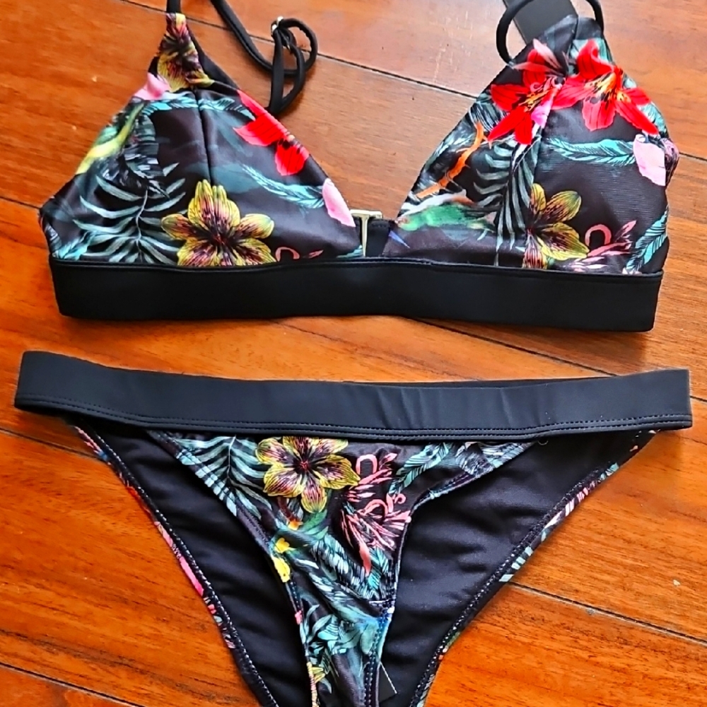 Floral Bikini Set M